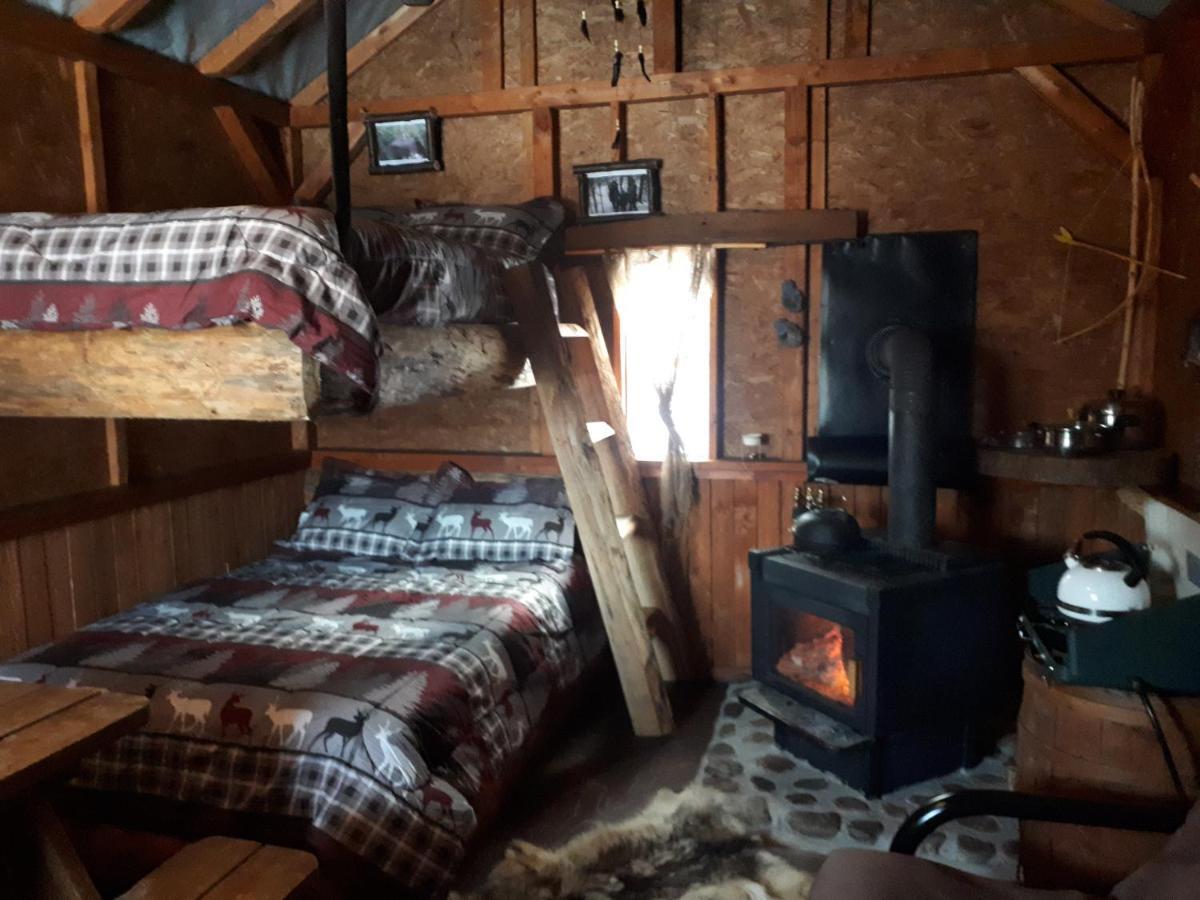 Hebergement De La Montagne St-Roch Saint Roch de Mekinac エクステリア 写真